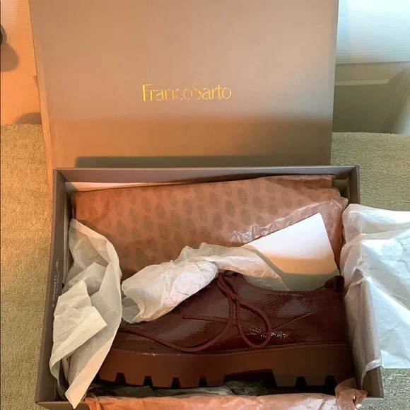 Franco Sarto | Shoes | Franco Sarto Womens Burgundy Oxfords 
